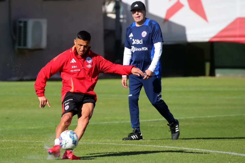Alexis Sánchez no viajó a Paraguay (Photosport).