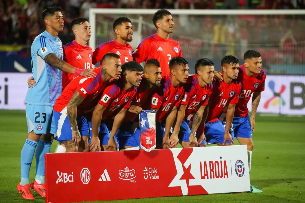 Chile tendría lista su oncena ante Paraguay | Foto: Photosport