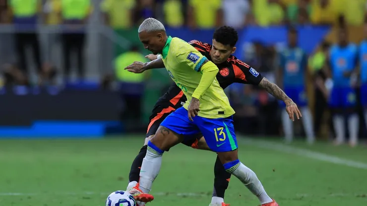 Brasil venció en la agonía a Colombia.