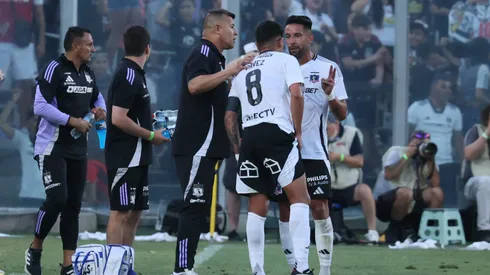 Jorge Almirón tiene una decena de bajas en Colo Colo.