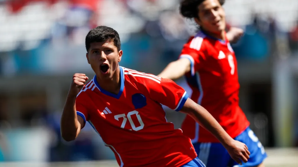 Nicolás Matamoros fue seleccionado juvenil de La Roja. 