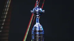 Un rival de la U en la Copa Libertadores sufre precariedad con su indumentaria. (Foto: Getty)