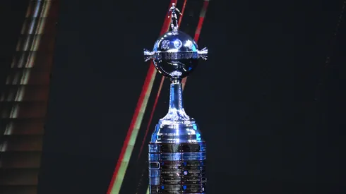Un rival de la U en la Copa Libertadores sufre precariedad con su indumentaria. (Foto: Getty)