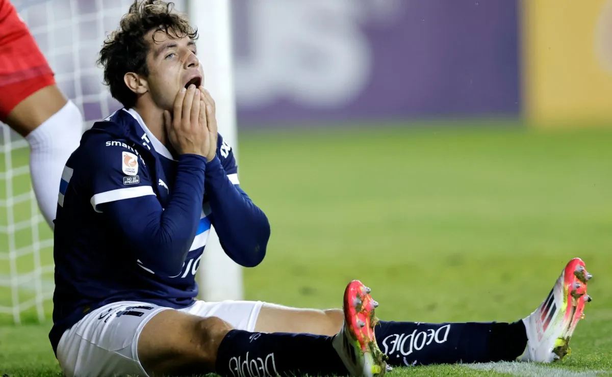 Universidad Católica cae ante La Calera y se complica en la Copa Chile