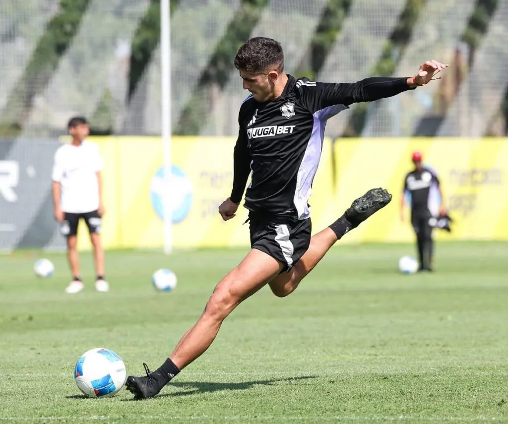Bruno Gutiérrez vuelve a ser considerado por Jorge Almirón. (Foto: @colocolooficial)