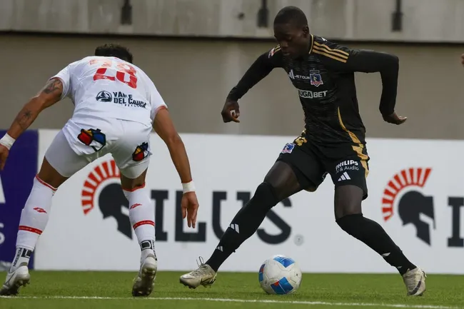 Manley Clerveaux ingresó a los 78 minutos en reemplazo de Alexander Oroz. (Foto: Andrés Pina/Photosport)