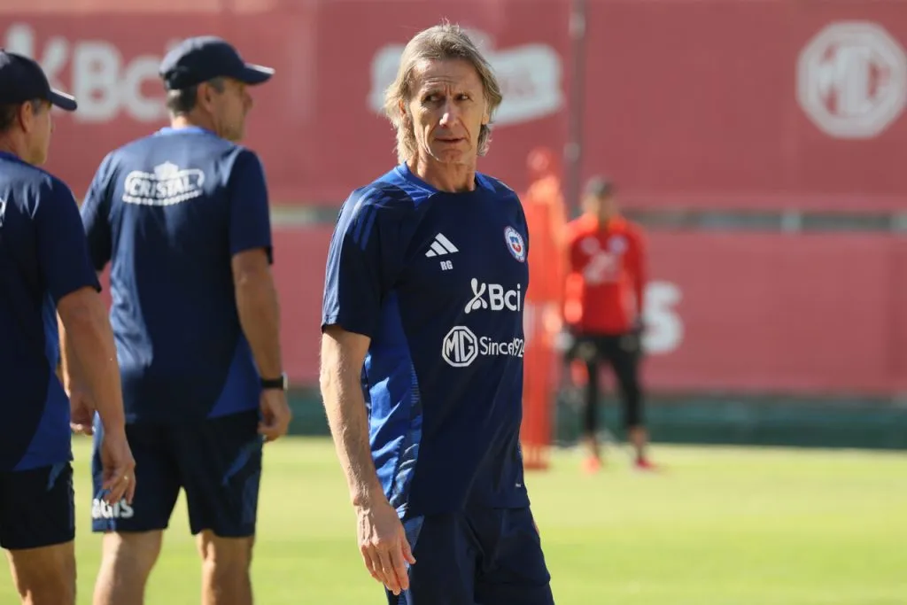 Gareca no da con la tecla en La Roja. | Foto: Photosport