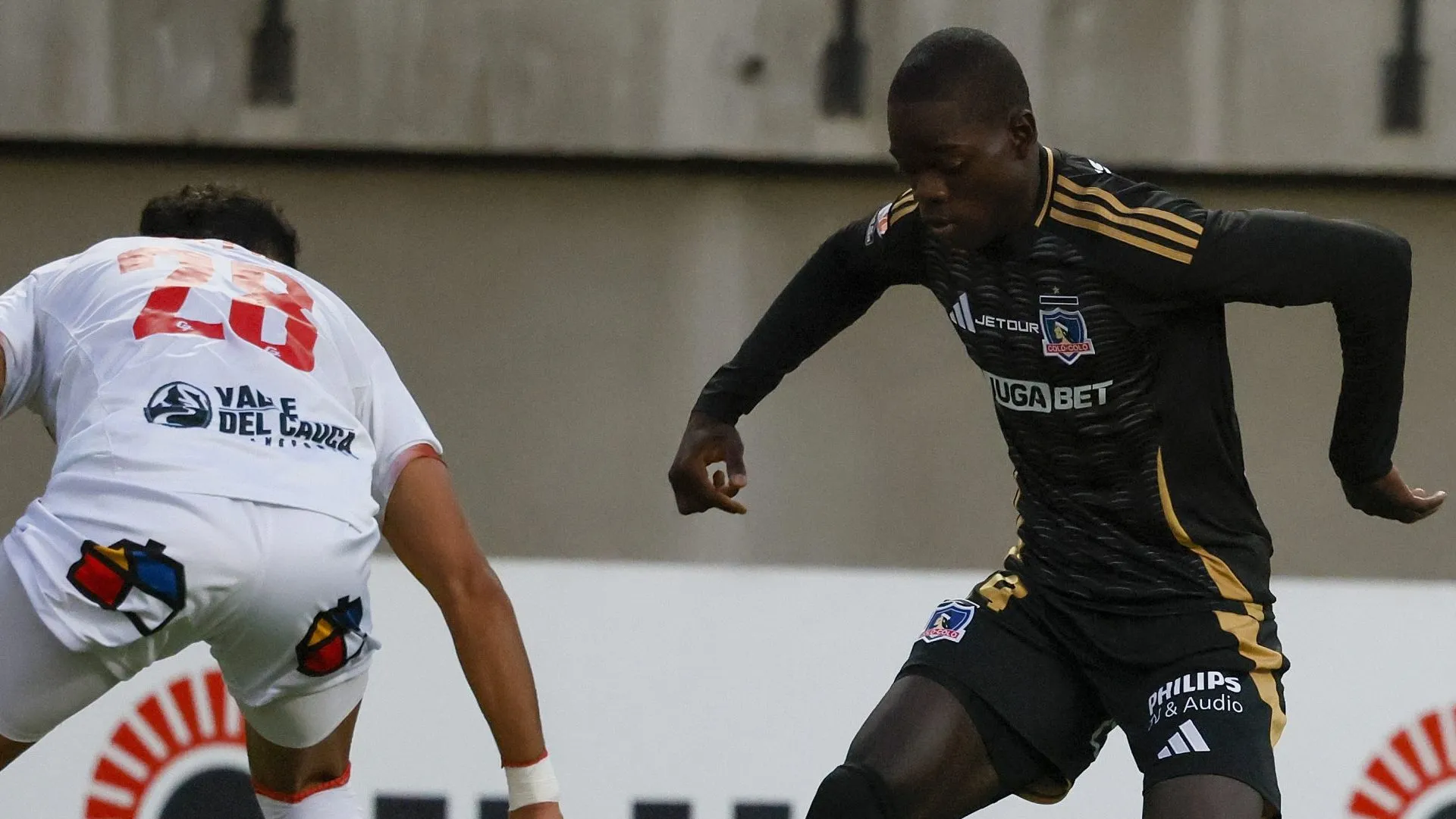 Manley Clerveaux debutó con 19 años en el primer equipo de Colo Colo. (Foto: Andrés Pina/Photosport)