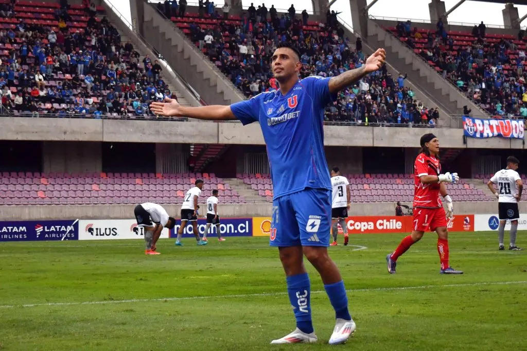 Contreras celebrando su primer tanto con la U | FOTO: Alejandro Pizarro Ubilla/Photosport