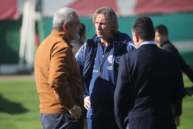 La presión sobre Pablo Gareca sigue creciendo, y las voces de descontento no cesan | FOTO: Jonnathan Oyarzun/Photosport