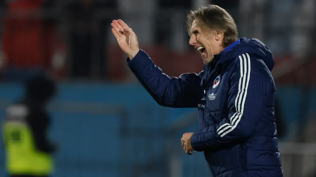 A pesar del complejo momento, Ricardo Gareca no renunciará a La Roja.