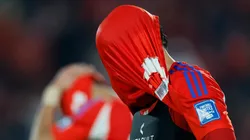Un jugador chileno no pudo contener las lágrimas tras el resultado ante Ecuador.