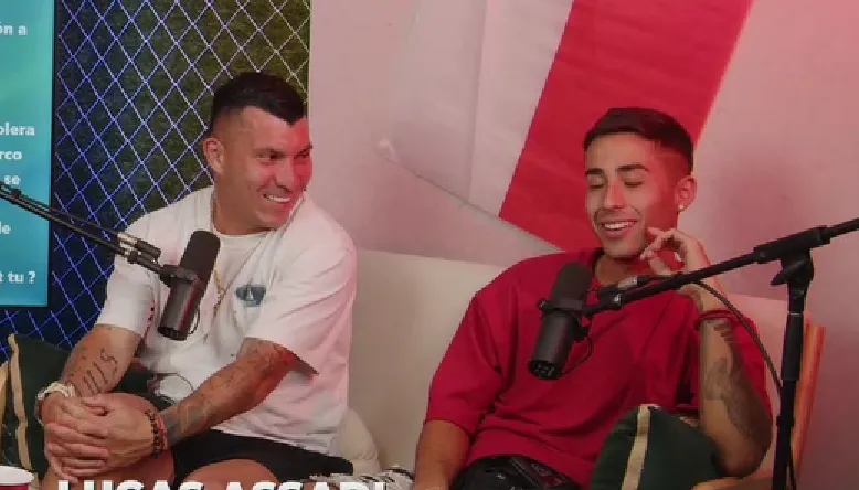 Medel y Assadi juntos en una transmisión de Twitch | FOTO: Captura