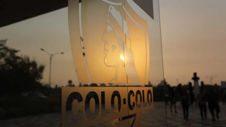 En Colo Colo podría haber cambio en la presidencia de Blanco y Negro.
