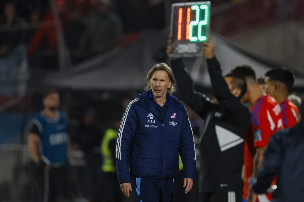 Ricardo Gareca manifestó su deseo de seguir en la Selección Chilena. La Federación de Fútbol de Chile debe indemnizar al DT si quiere cortar el vínculo contractual. (Foto: Photosport)