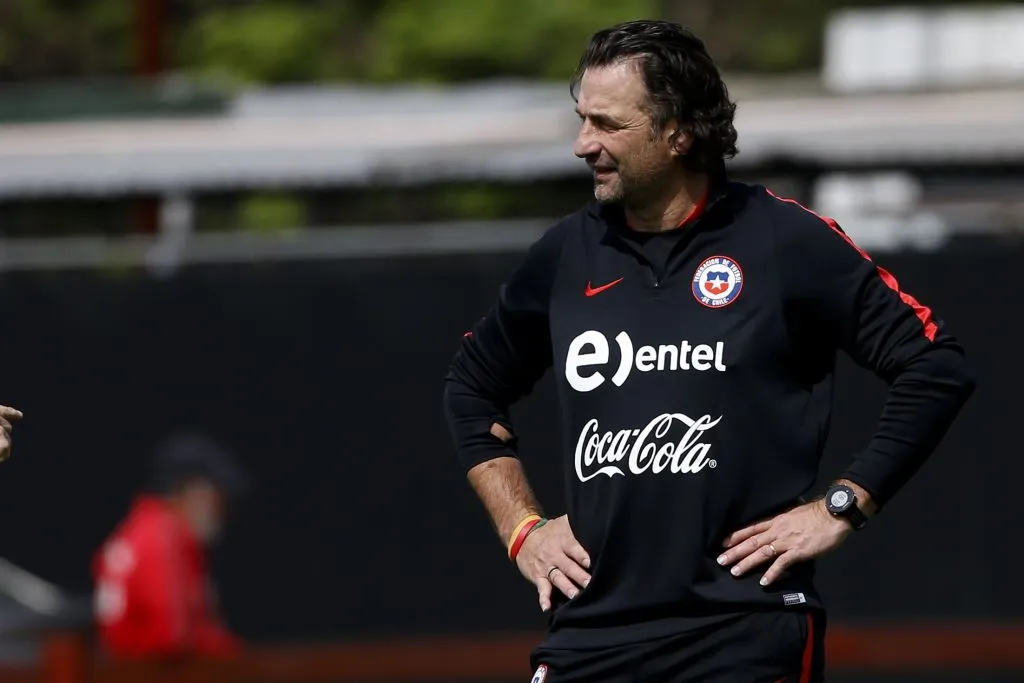 José Luis Sierra extraña a Juan Antonio Pizzi en La Roja.