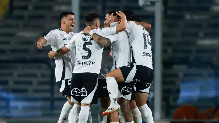 Colo Colo se mide ante Palestino en el estadio Monumental. (Foto: Photosport)