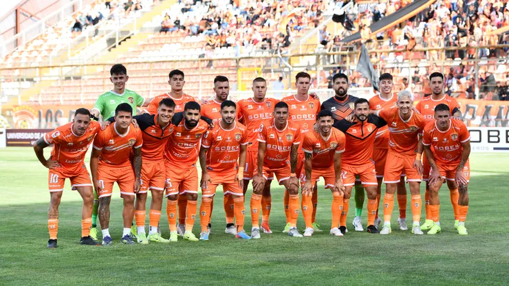 Cobreloa recibe a Deportes Antofagasta en el estadio Zorros del Desierto. (Foto: Photosport)