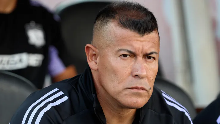 Jorge Almirón está tranquilo de cara a la Copa Libertadores. (Foto: Photosport)