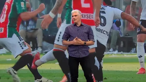 Manuel de Tezanos cree que no era roja la infracción de Sebastián Vegas a Ariel Martínez. (Foto: TNT Sports)