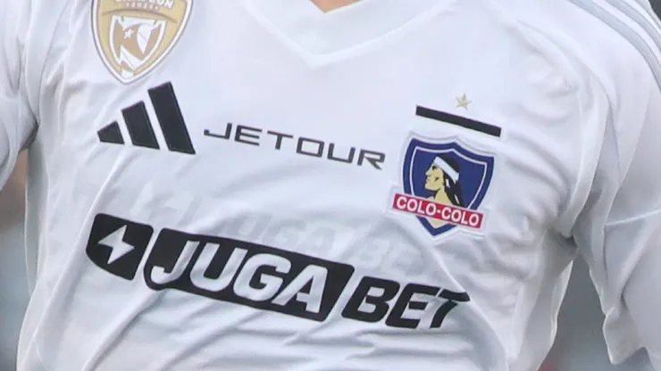 Colo Colo estrena nueva indumentaria (Foto: Jonnathan Oyarzun/Photosport)