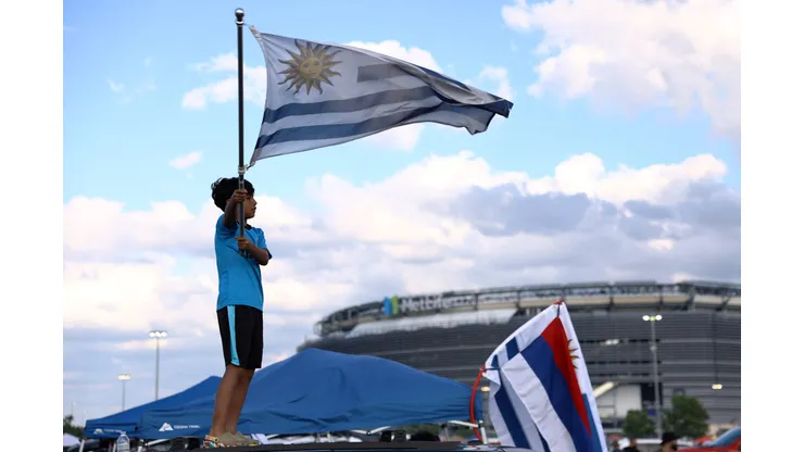 Dos entrenadores que pasaron por la U fueron despedidos en Uruguay.