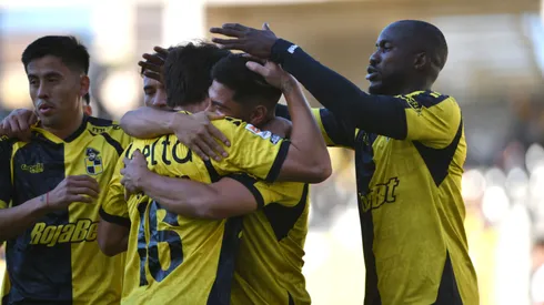 Coquimbo Unido se ilusiona en la cima de la tabla de posiciones (Photosport).