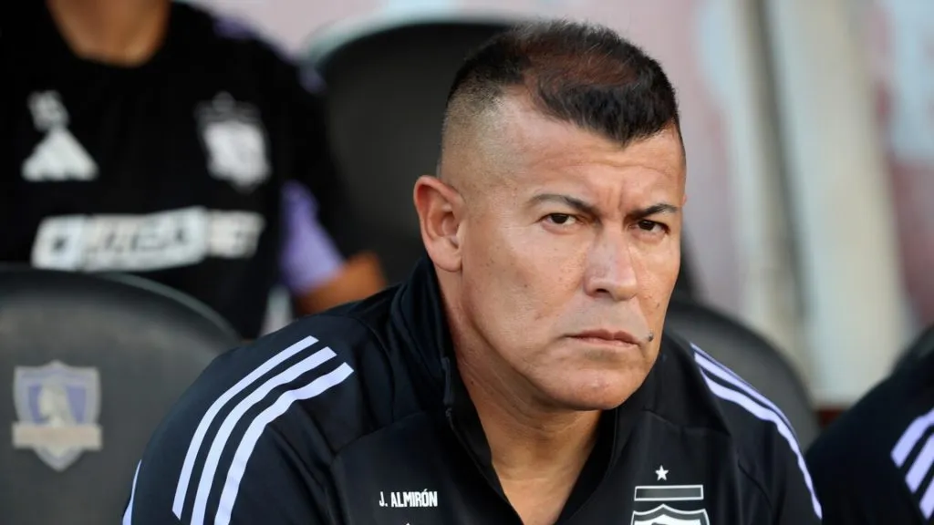 Jorge Almirón no está muy contento con el estado de la cancha donde enfrentarán al Atlético Bucaramanga.