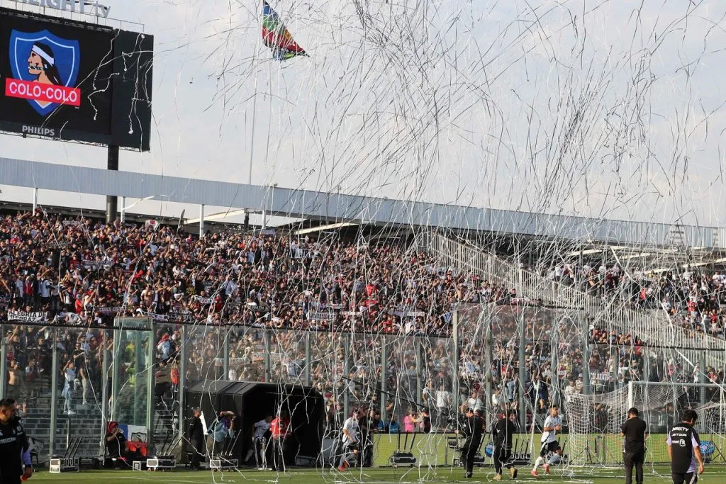 Se espera gran presencia de hinchas albos en Colombia. | Foto: Photosport