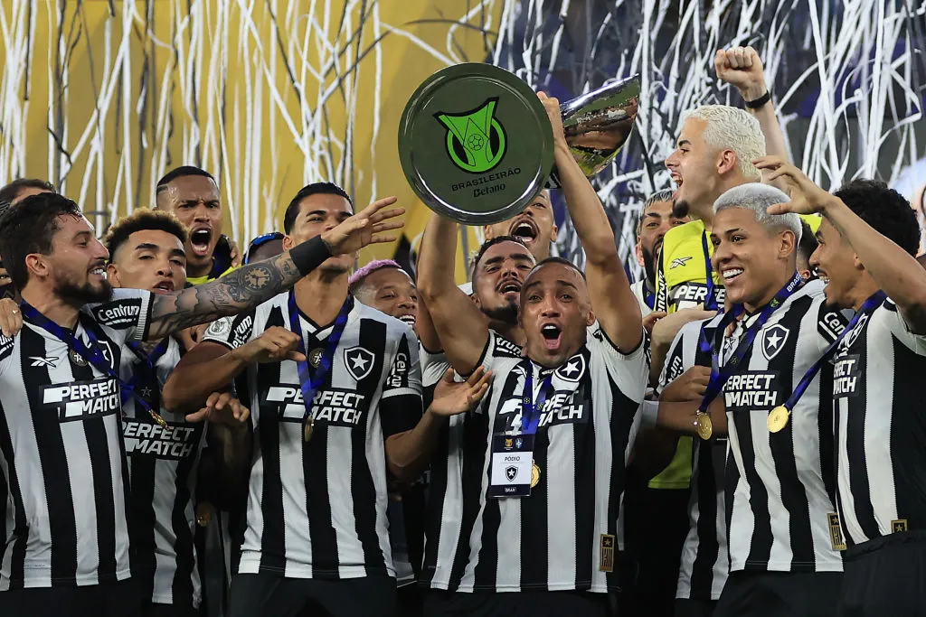 Botafogo cuadruplica a la U en valor de plantilla. | Foto: Getty Images