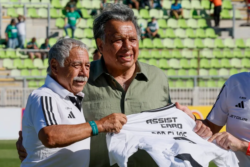 Don Elías entra en el podio de Carcuro. | Foto: Photosport