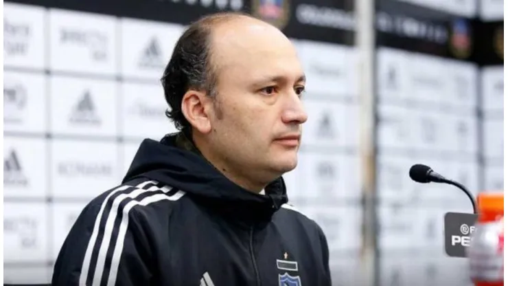 Edmundo Valladares no quedó nada conforme con la polémica medida impuesta en la venta de entradas para la Supercopa. (Foto: Photosport).