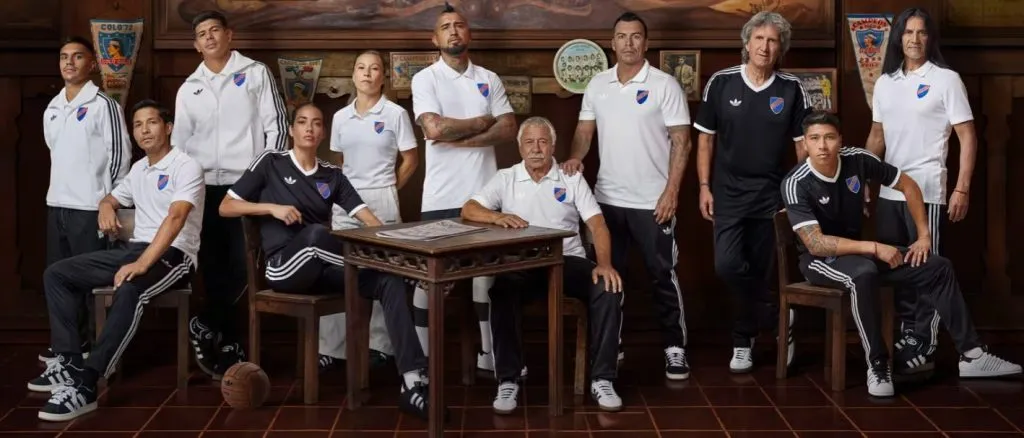 Esta es la fotografía del centenario de Colo Colo donde no aparece Marcelo Barticciotto.