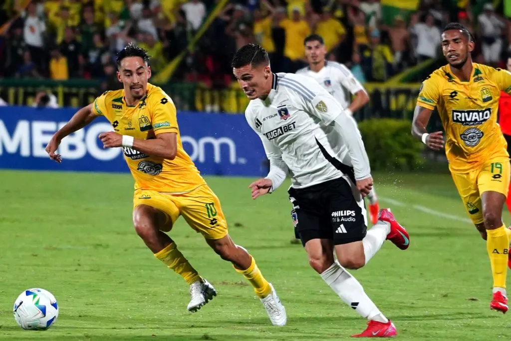 Colo Colo rescató un empate en Colombia. | Foto: Photosport
