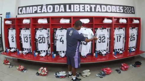 Formación confirmada de Botafogo ante la U (X Botafogo)