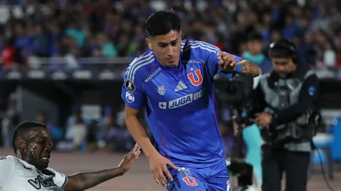 Tucu Sepúlveda en llamas con compañero en la U.