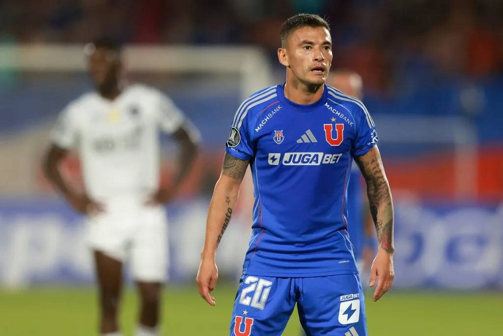 Charles recibió tremendo elogio por parte de Sepúlveda. | Foto: Photosport