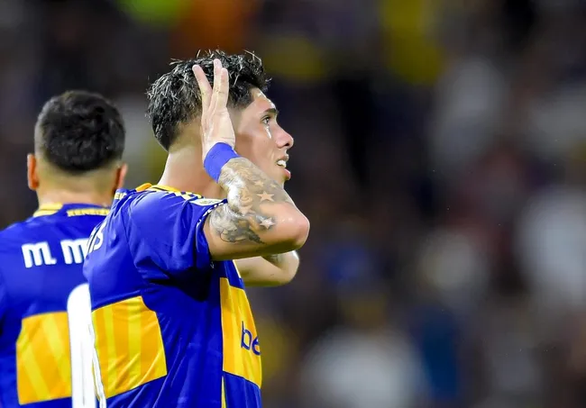Carlos Palacios con el amor a tope en Boca Juniors. (Foto: Marcelo Endelli/Getty Images)
