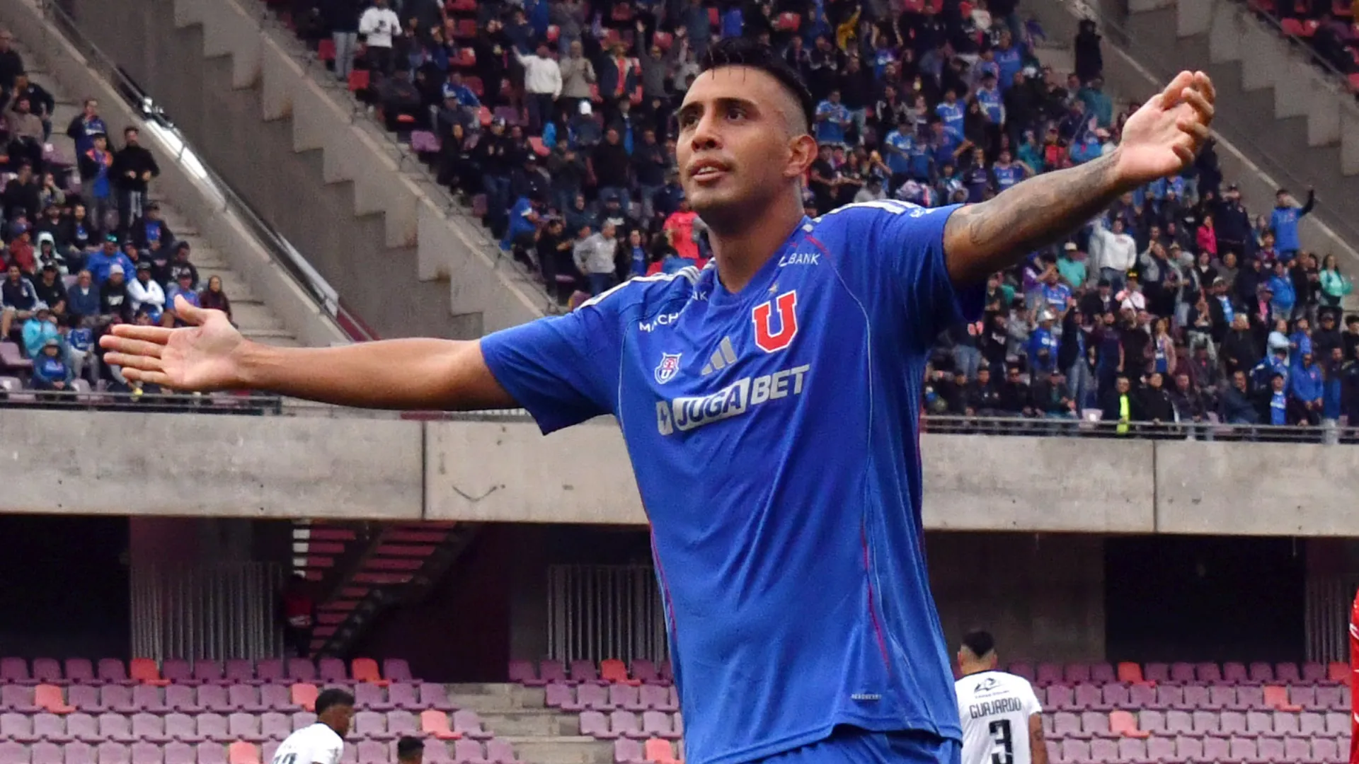 Rodrigo Contreras aún no resuelve su eventual continuidad en Universidad de Chile. (Imagen: Photosport)