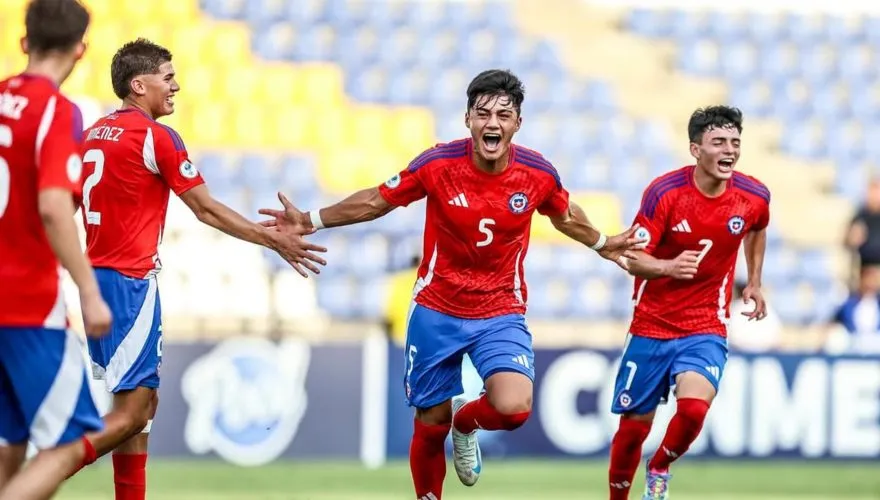 La Sub 17 sacó la cara por Chile y se metió a un Mundial. | Foto: Photosport