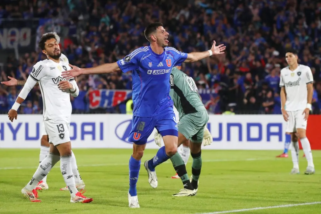 Lucas Di Yorio fue el autor del gol del triunfo de la U sobre Botafogo (Photosport).