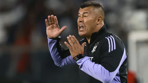 Jorge Almirón defendió a dos de sus más criticadas figuras en Colo Colo (Foto: Felipe Zanca/Photosport)