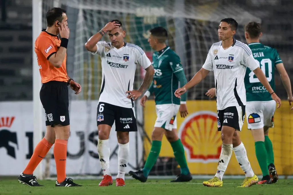 Colo Colo buscará volver a los abrazos ante Fortaleza este jueves. | Foto: Photosport