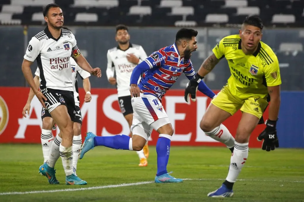 El duelo entre Colo Colo y Fortaleza tiene nuevo horario | Foto: Photosport