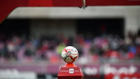 Un nuevo escándalo remece al fútbol chileno (Photosport).