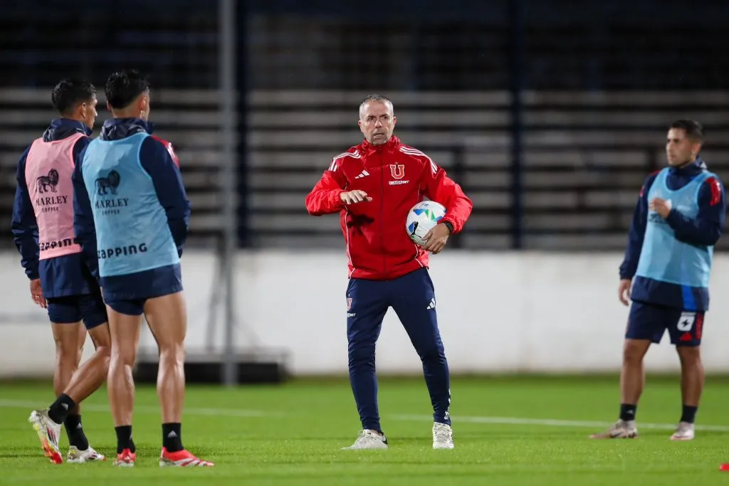La U entrenó en el estadio El Bosque de Gimnasia y Esgrima La Plata (Foto: U de Chile).