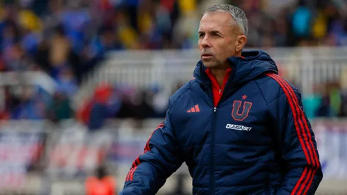 Peric le habla directamente al DT azul.