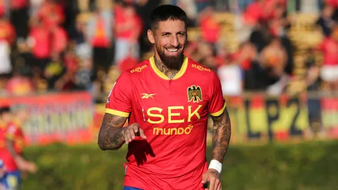 Ignacio Jeraldino festeja su gol en la victoria de Unión Española por 3-0 frente a Palestino.