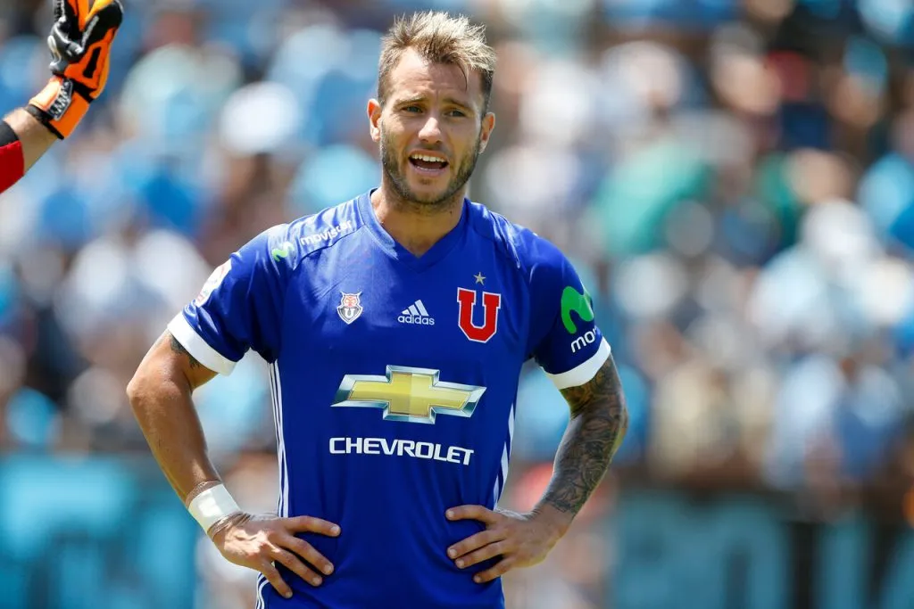 Gastón Fernández defendió a la U entre junio 2016 y marzo 2017 (Photosport).