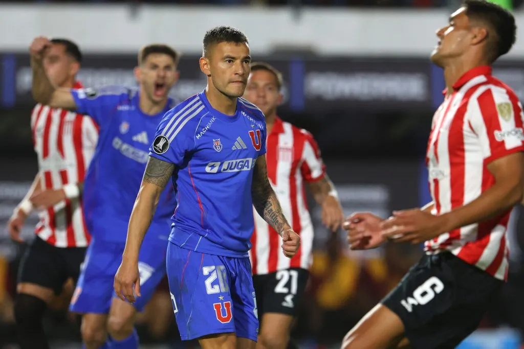 Aránguiz fue elogiado en la U | Foto: Photosport